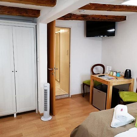 Cityhotel Junger Fuchs Salzburg Ngoại thất bức ảnh