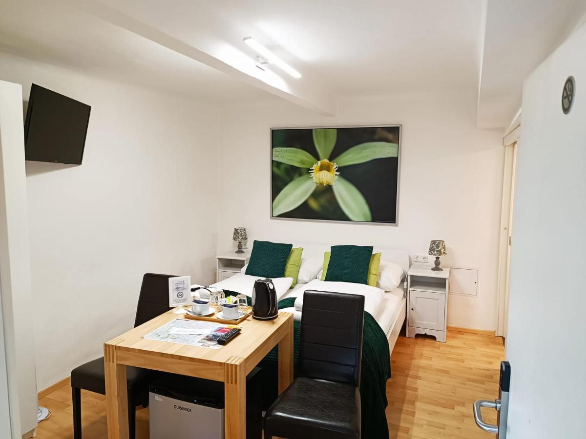 Cityhotel Junger Fuchs Salzburg Ngoại thất bức ảnh