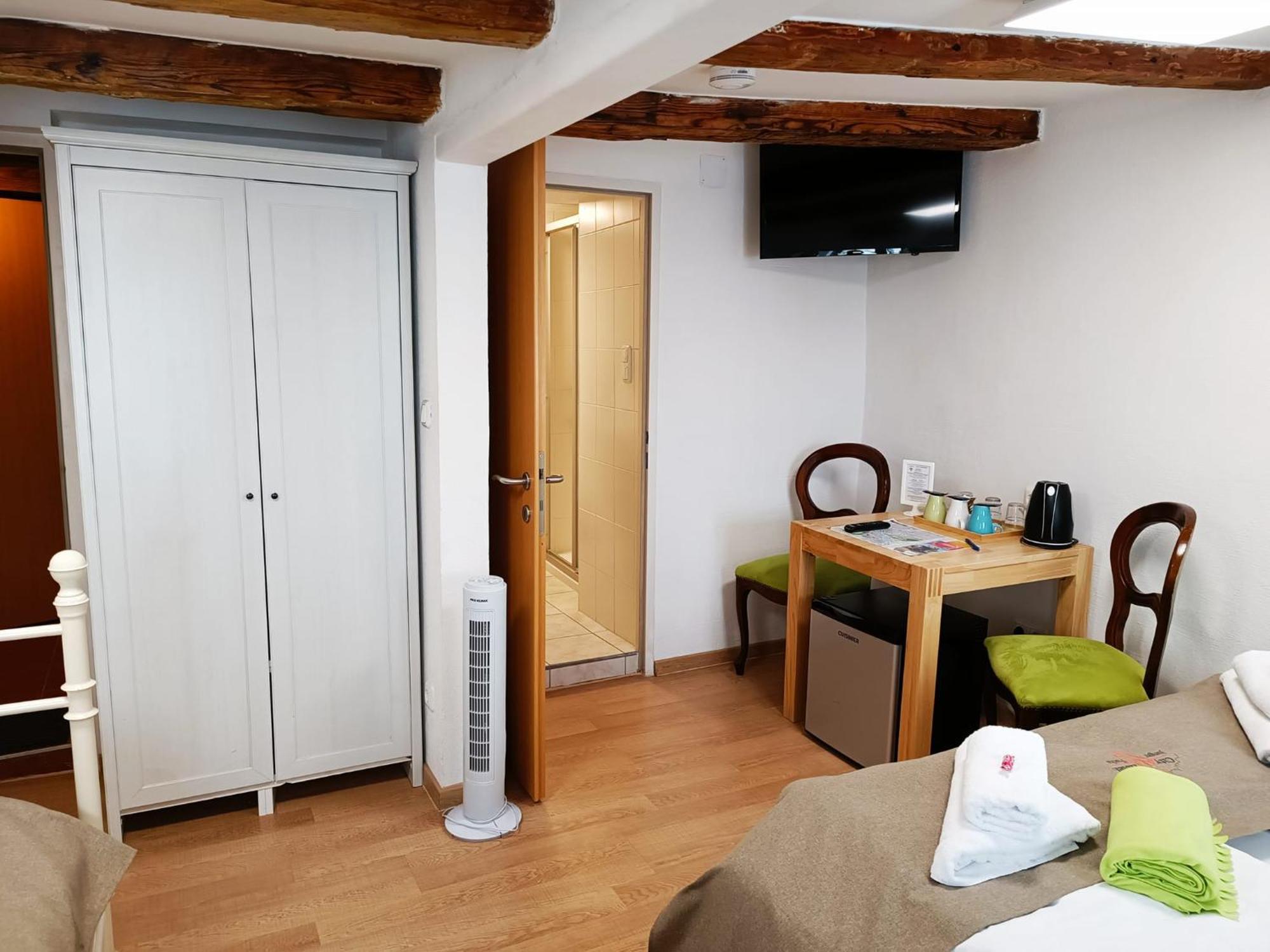 Cityhotel Junger Fuchs Salzburg Ngoại thất bức ảnh