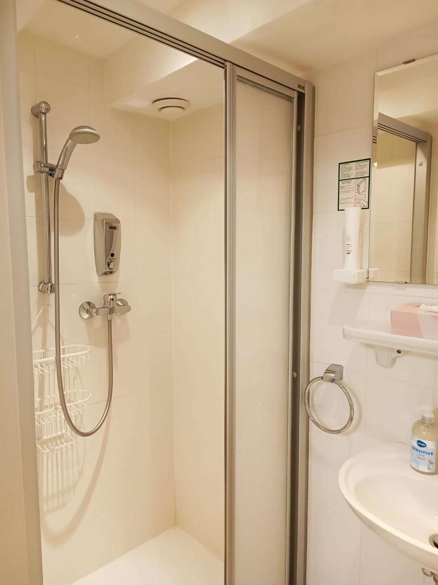 Cityhotel Junger Fuchs Salzburg Ngoại thất bức ảnh