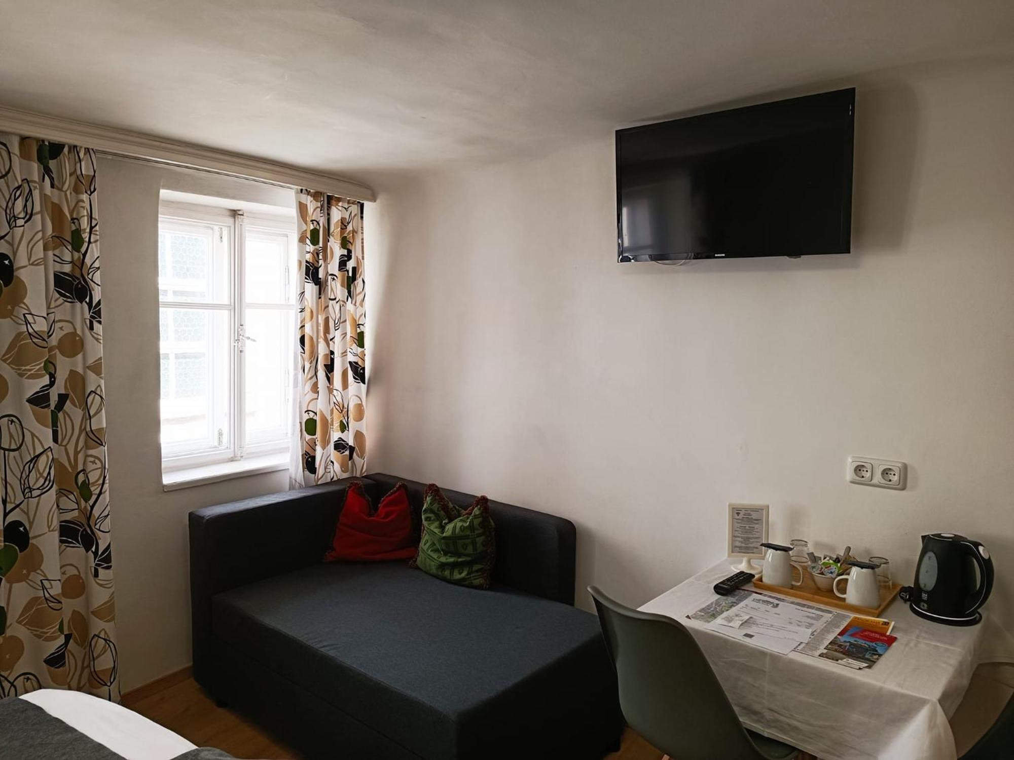 Cityhotel Junger Fuchs Salzburg Ngoại thất bức ảnh